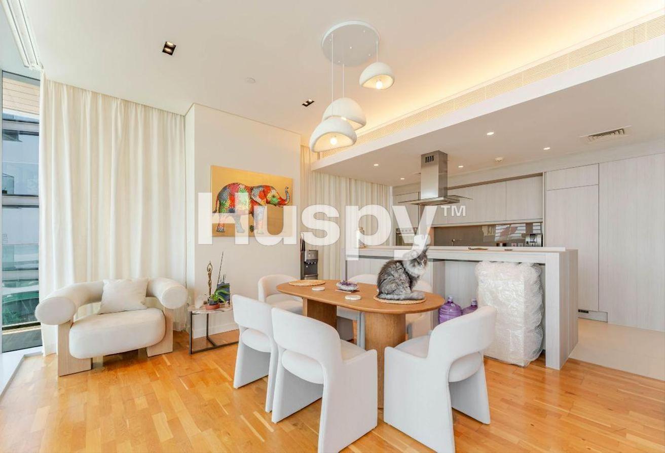 Corner Unit | Upgraded | Vacant photo 6