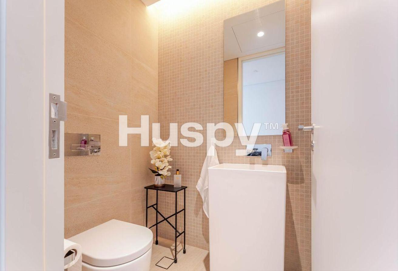 Corner Unit | Upgraded | Vacant photo 15
