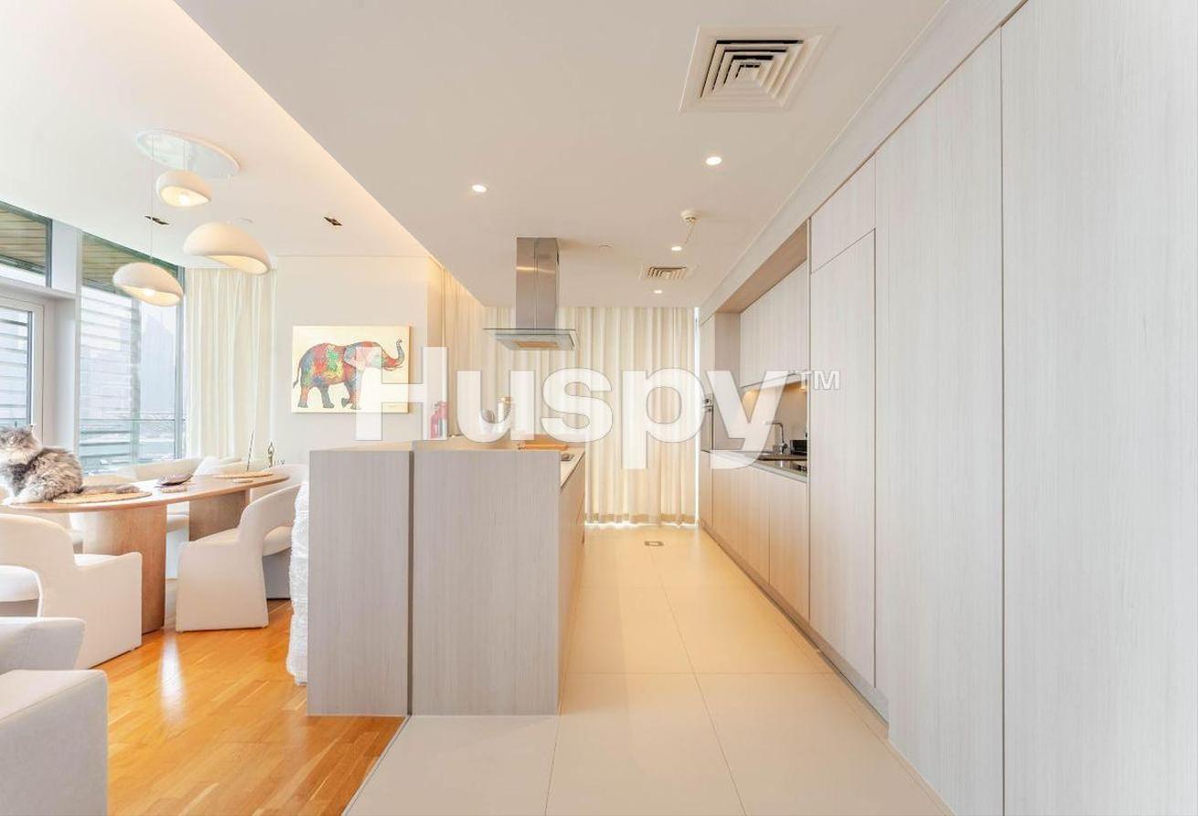 Corner Unit | Upgraded | Vacant photo 7