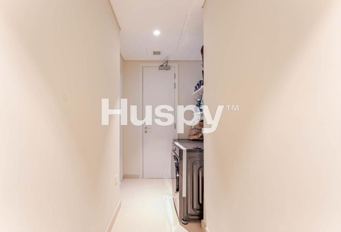 Corner Unit | Upgraded | Vacant photo 16