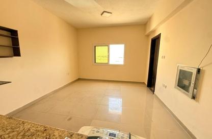 Apartment - Studio - 1 Bathroom for rent in Fire Station Road - Muwaileh - Sharjah