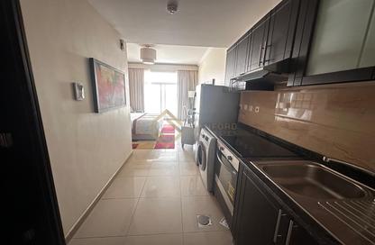 شقة - 1 حمام للايجار في برج سراج - ارجان - دبي شقة - 1 حمام للايجار في برج سراج - ارجان - دبي
