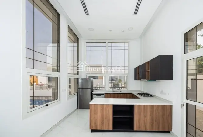 160548398 - Property Image 3