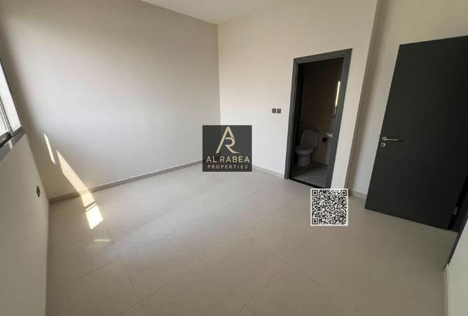 128387680 - Property Image 3
