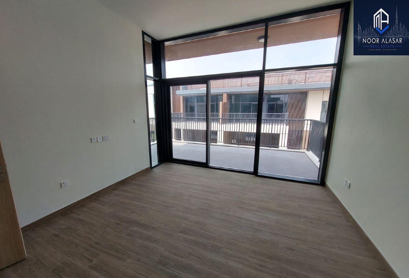 Massive 3BR space | Available | Family community photo 12
