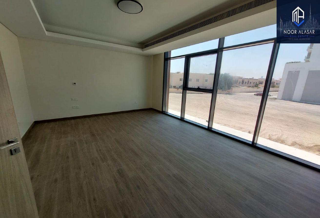 Massive 3BR space | Available | Family community photo 16