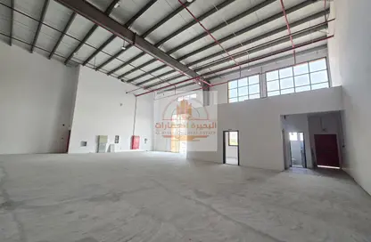 مستودع - استوديو - 1 حمام للايجار في أم الثعوب - أم القيوين