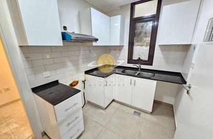 Townhouse - 2 Bedrooms - 4 Bathrooms for rent in Nasma Residence - Al Tai - Sharjah