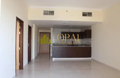 شقة - غرفة نوم - 2 حمامات للايجار في بناية جمال - مدينة دبي للإنتاج (اي ام بي زد) - دبي شقة - غرفة نوم - 2 حمامات للايجار في بناية جمال - مدينة دبي للإنتاج (اي ام بي زد) - دبي