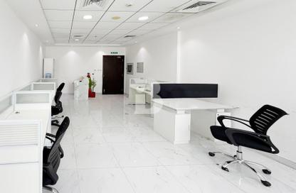 مكتب - استوديو للايجار في B2B  برج - الخليج التجاري - دبي