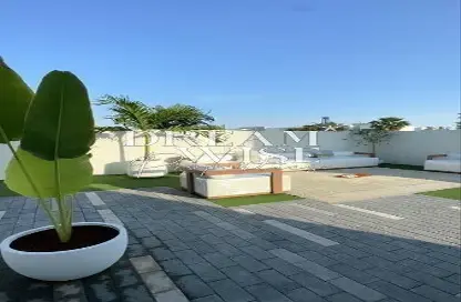 Villa - 4 Bedrooms - 5 Bathrooms for sale in Noya 1 - Noya - Yas Island - Abu Dhabi