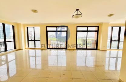 Apartment - 3 Bedrooms - 4 Bathrooms for rent in Garhoud Views - Al Garhoud - Dubai