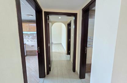 Apartment - 1 Bedroom - 2 Bathrooms for rent in Muwailih Building - Muwaileh - Sharjah