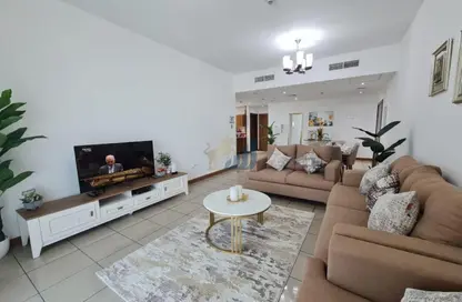 Apartment - 2 Bedrooms - 2 Bathrooms for rent in Sulafa Tower - Dubai Marina - Dubai