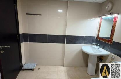 Apartment - 2 Bedrooms - 2 Bathrooms for rent in Uzair Building - Al Rawda 3 - Al Rawda - Ajman