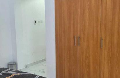 Apartment - 2 Bedrooms - 3 Bathrooms for sale in Oasis Tower - Al Rashidiya 1 - Al Rashidiya - Ajman
