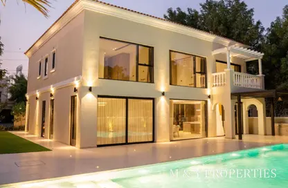 Villa - 5 Bedrooms - 6 Bathrooms for rent in District 2 - Jumeirah Village Triangle - Dubai