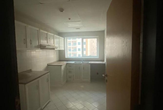 100412139 - Property Image 3