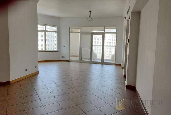 54386203 - صورة العقار 3