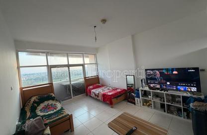 Apartment - Studio - 1 Bathroom for sale in Royal Residence 1 - Royal Residence - Dubai Sports City - Dubai