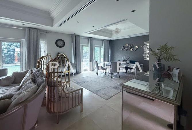 67450219 - Property Image 2