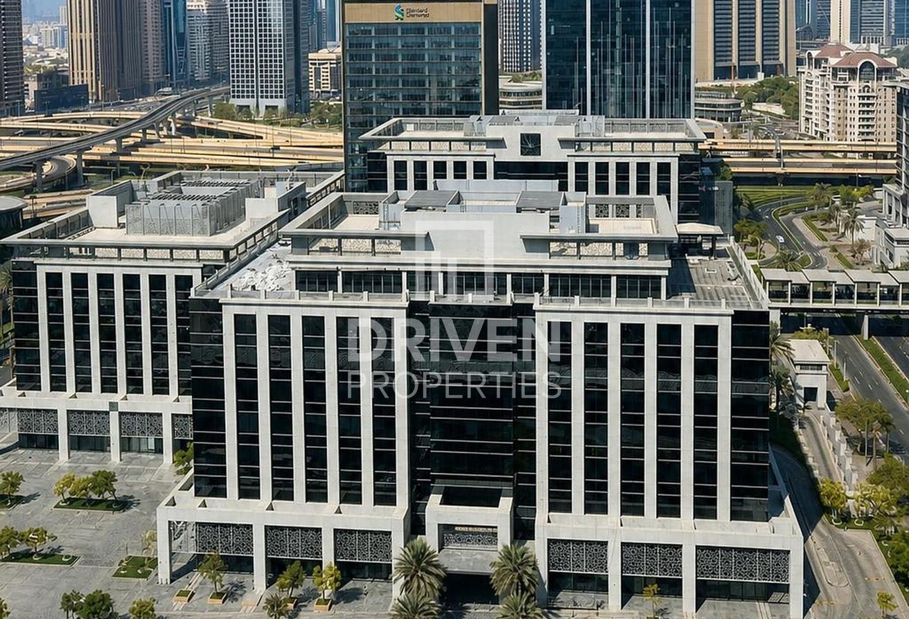 Burj Khalifa View | Spacious Layout | Vacant photo 24
