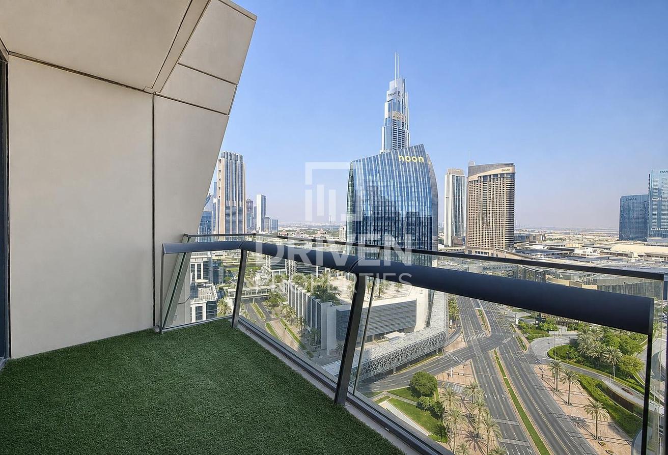 Burj Khalifa View | Spacious Layout | Vacant photo 26