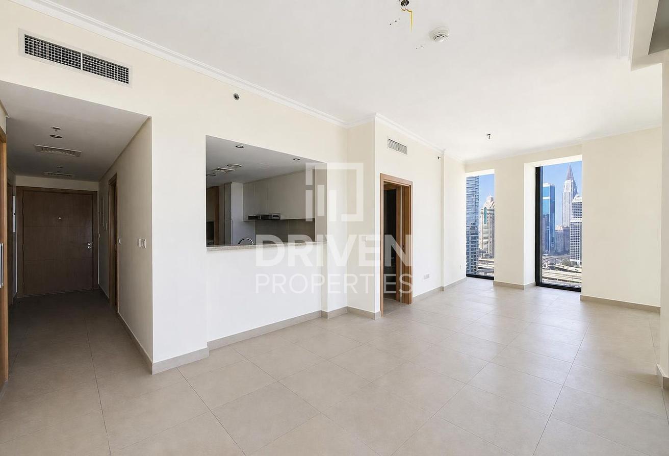 Burj Khalifa View | Spacious Layout | Vacant photo 8