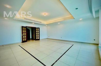 Apartment - 3 Bedrooms - 4 Bathrooms for rent in Al Aryam Tower - Tourist Club Area - Abu Dhabi