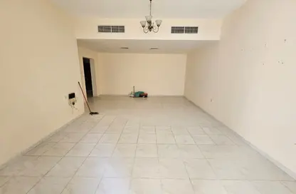 Apartment - 2 Bedrooms - 3 Bathrooms for rent in New Al Taawun Road - Al Taawun - Sharjah
