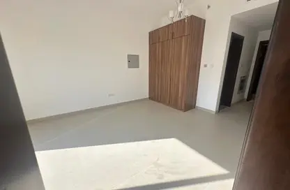 Apartment - Studio - 1 Bathroom for rent in Al Amira Village - Al Yasmeen - Ajman