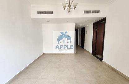 Apartment - 1 Bedroom - 2 Bathrooms for rent in Muwailih Building - Muwaileh - Sharjah