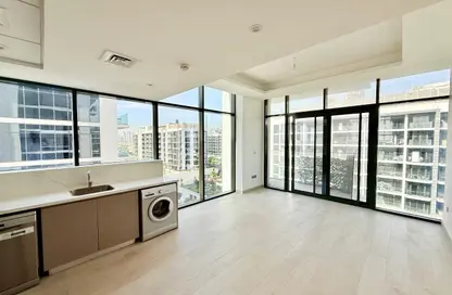 Apartment - 3 Bedrooms - 3 Bathrooms for rent in AZIZI Riviera 10 - AZIZI Riviera - Meydan One - Meydan - Dubai