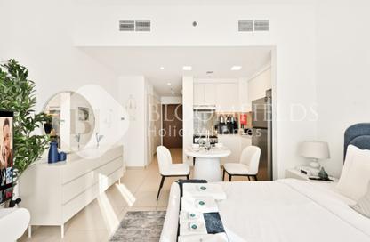 Apartment - Studio - 1 for rent in Hayat Boulevard 1A - Hayat Boulevard 1 - Hayat Boulevard - Town Square - Dubai Apartment - Studio - 1 for rent in Hayat Boulevard 1A - Hayat Boulevard 1 - Hayat Boulevard - Town Square - Dubai