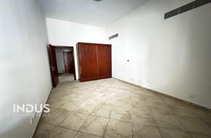 Apartment - 3 Bedrooms - 4 Bathrooms for sale in Abbey Crescent 2 - Abbey Crescent - Motor City - Dubai