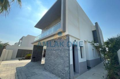 Villa - 4 - 6 for sale in Redwoods - Yas Acres - Yas Island - Abu Dhabi