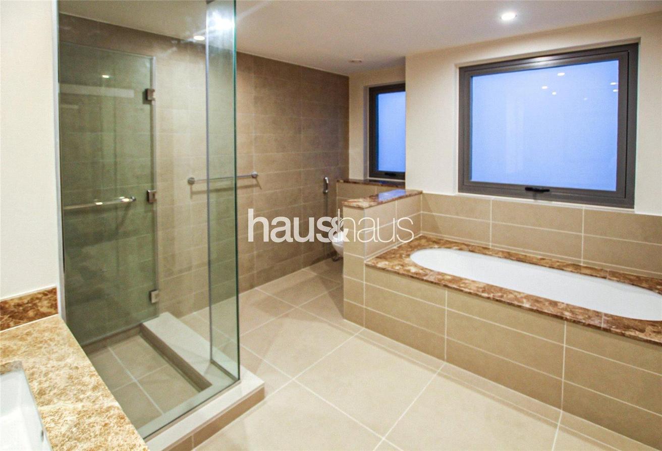 Large Layout | Pool | Greenbelt Backing photo 11