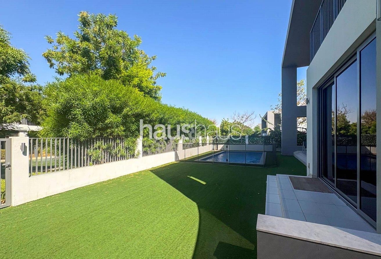Large Layout | Pool | Greenbelt Backing photo 17