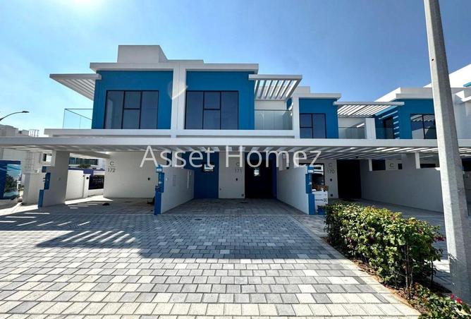 إيجار منخفض جدًا | ٣ غرف نوم | شاغر | جديد تمامًا