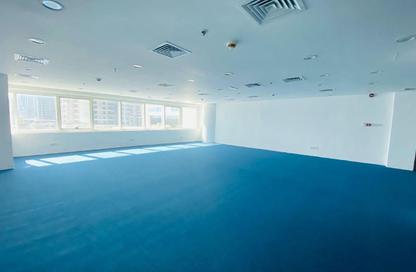 Office Space - Studio - 2 Bathrooms for rent in One Lake Plaza - JLT Cluster T - Jumeirah Lake Towers - Dubai