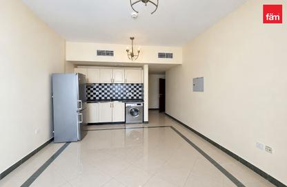 Apartment - Studio - 1 for rent in Al Shahed Tower - Barsha Heights (Tecom) - Dubai