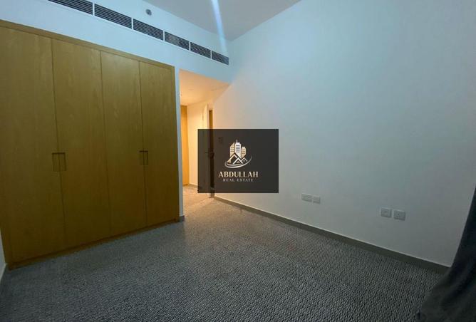 73112328 - Property Image 3