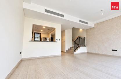 Townhouse - 4 - 3 for rent in Portofino - Damac Lagoons - Dubai