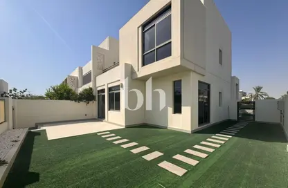 Townhouse - 4 Bedrooms - 4 Bathrooms for rent in Noor Townhouses - Town Square - Dubai