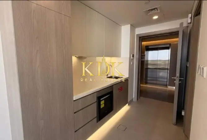 143282715 - Property Image 2