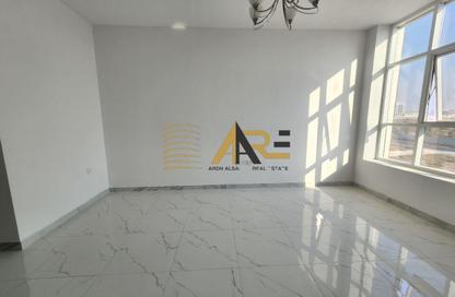 Apartment - 1 Bedroom - 2 Bathrooms for rent in Tilal City B - Tilal City - Sharjah Apartment - 1 Bedroom - 2 Bathrooms for rent in Tilal City B - Tilal City - Sharjah