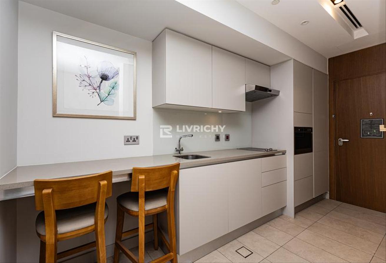 VACANT | FURNISHED | BRIGHT N SPACIOUS photo 6