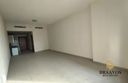 شقة - 1 حمام للبيع في أبراج القصر 2 - أبراج القصر - واحة دبي للسيليكون - دبي