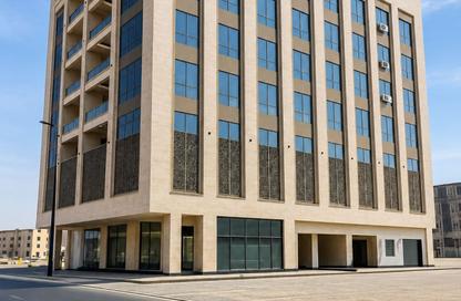 Retail - Studio - 1 for rent in Tilal City - Sharjah