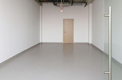Retail - Studio - 1 for rent in Tilal City - Sharjah